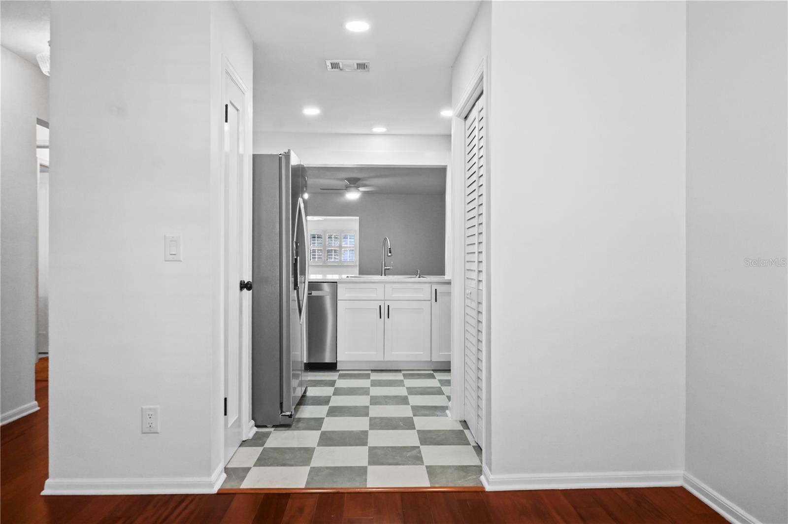 14818 WINDING CREEK CT, TAMPA, FL, 33613