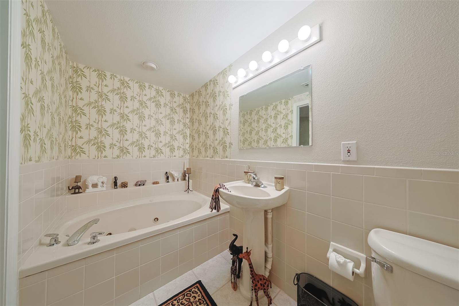 14460 MARINA WAY #9, SEMINOLE, FL, 33776