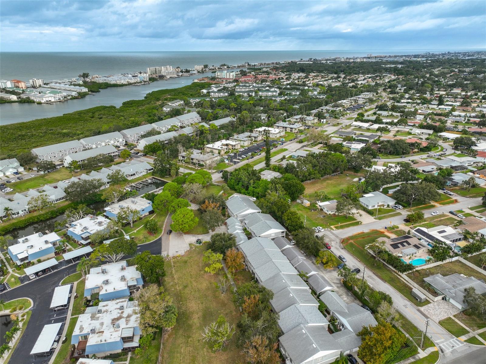 14460 MARINA WAY #9, SEMINOLE, FL, 33776