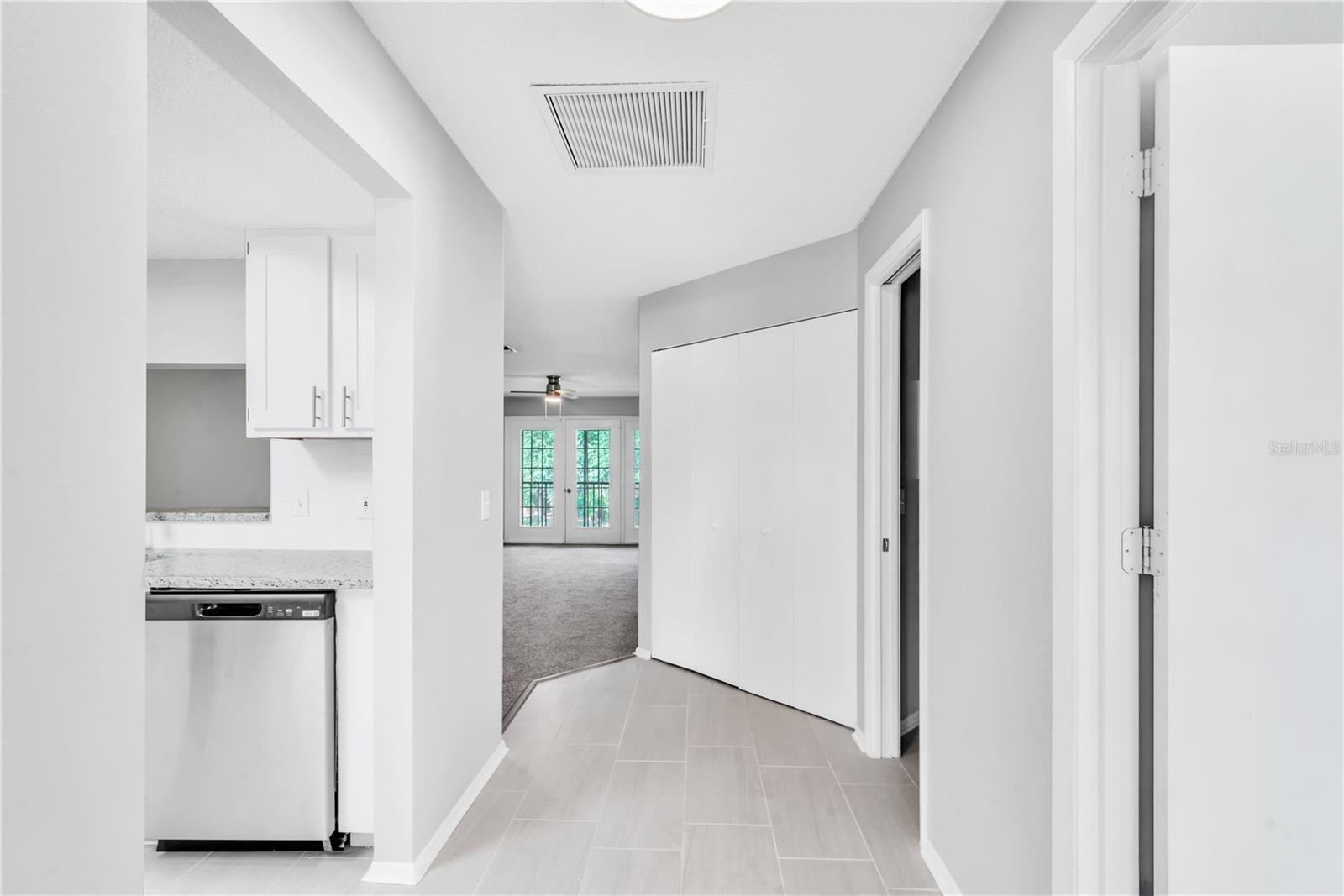 114 PINE HOLLOW DR #114, ENGLEWOOD, FL, 34223