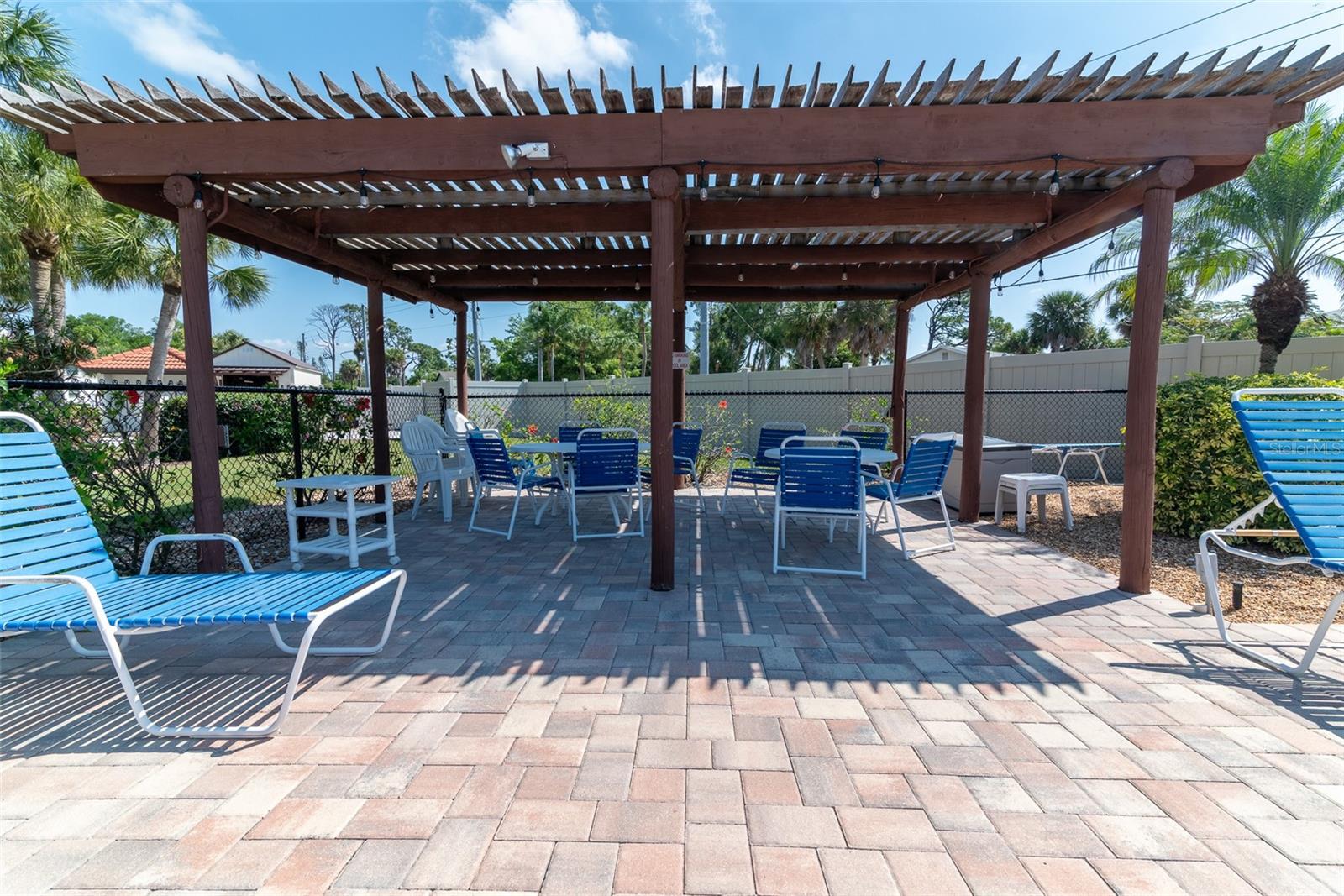 114 PINE HOLLOW DR #114, ENGLEWOOD, FL, 34223