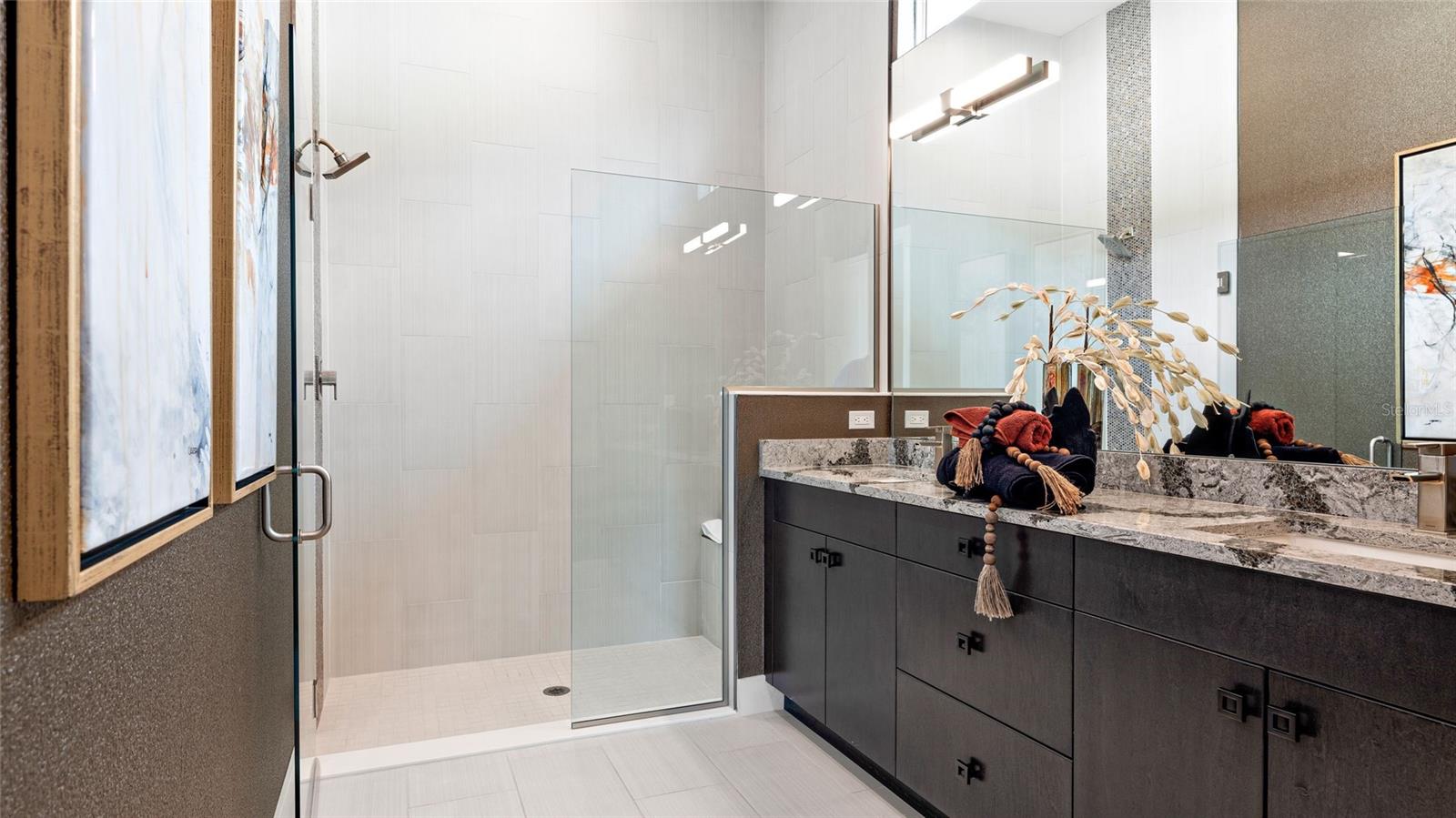 435 VERONA WAY, LADY LAKE, FL, 32159