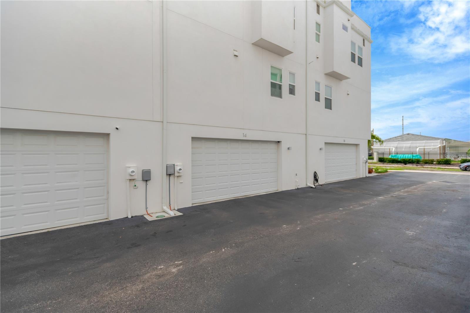 3100 W PAUL AVE #14, TAMPA, FL, 33611