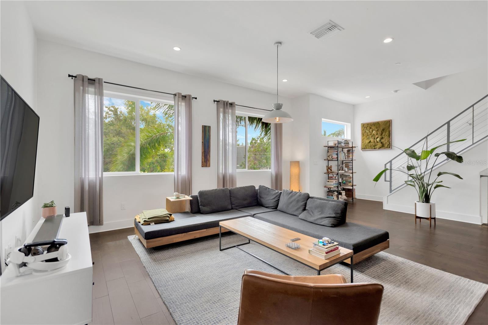 3100 W PAUL AVE #14, TAMPA, FL, 33611