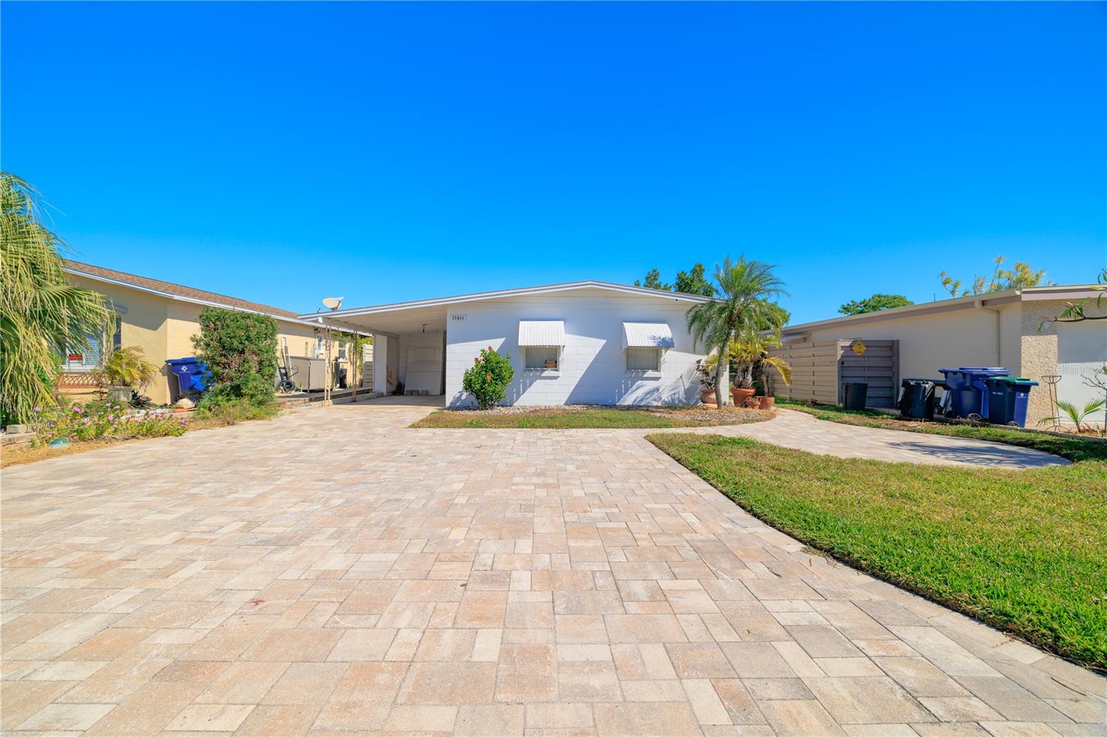 17611 1ST ST E, REDINGTON SHORES, FL, 33708