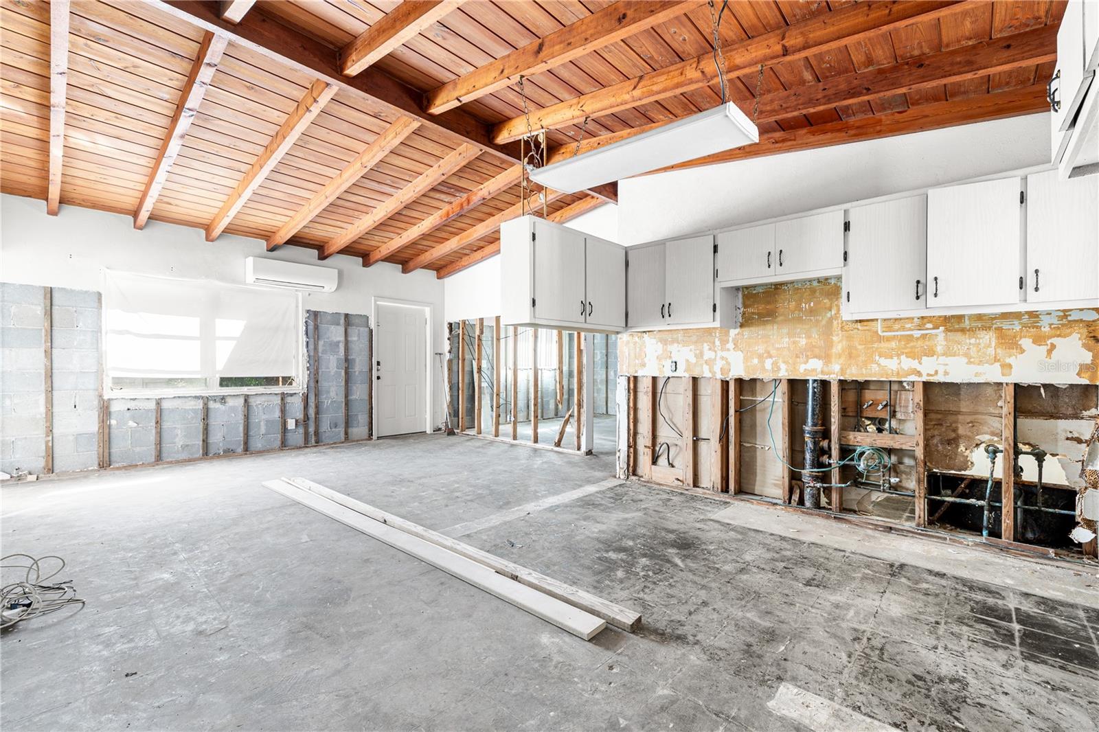 17611 1ST ST E, REDINGTON SHORES, FL, 33708