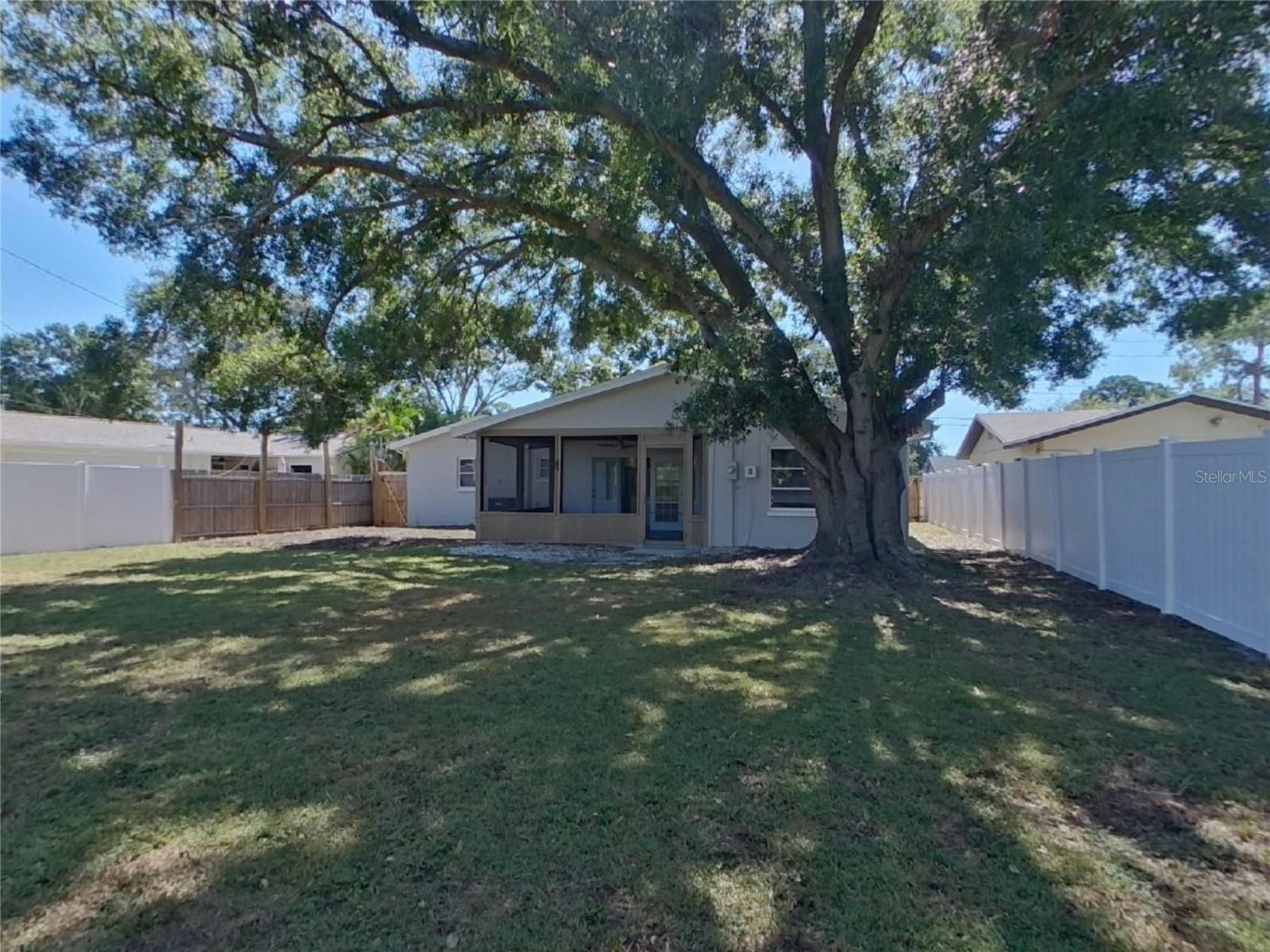 FRAZE ACRES, ST PETERSBURG, FL, 33709