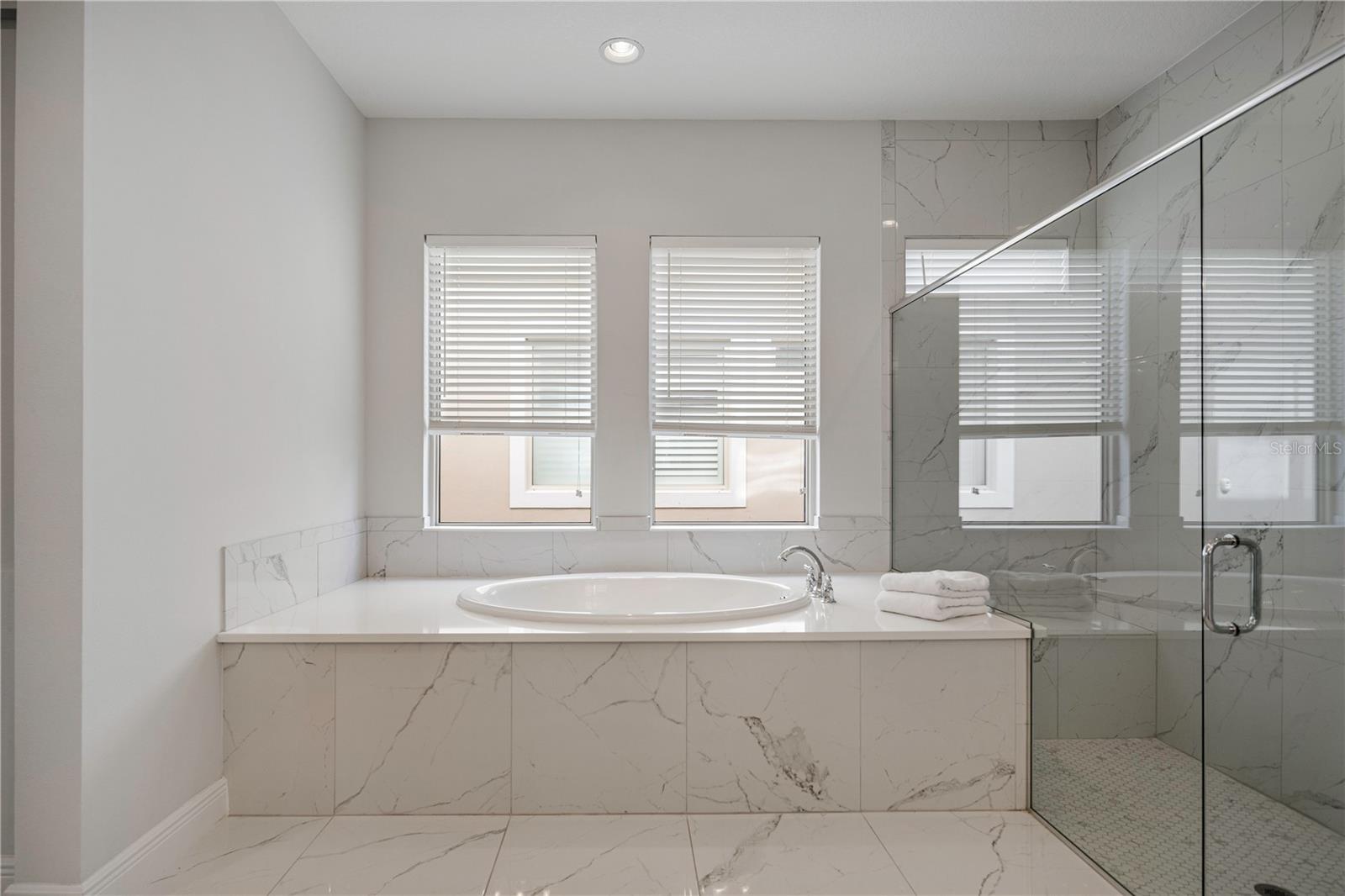 10732 MOBBERLEY CIR, ORLANDO, FL, 32832