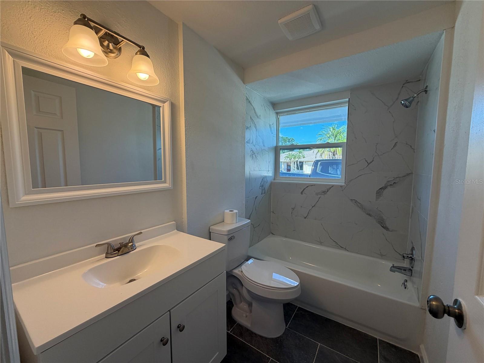 249 MOUNT VERNON DR, VENICE, FL, 34293