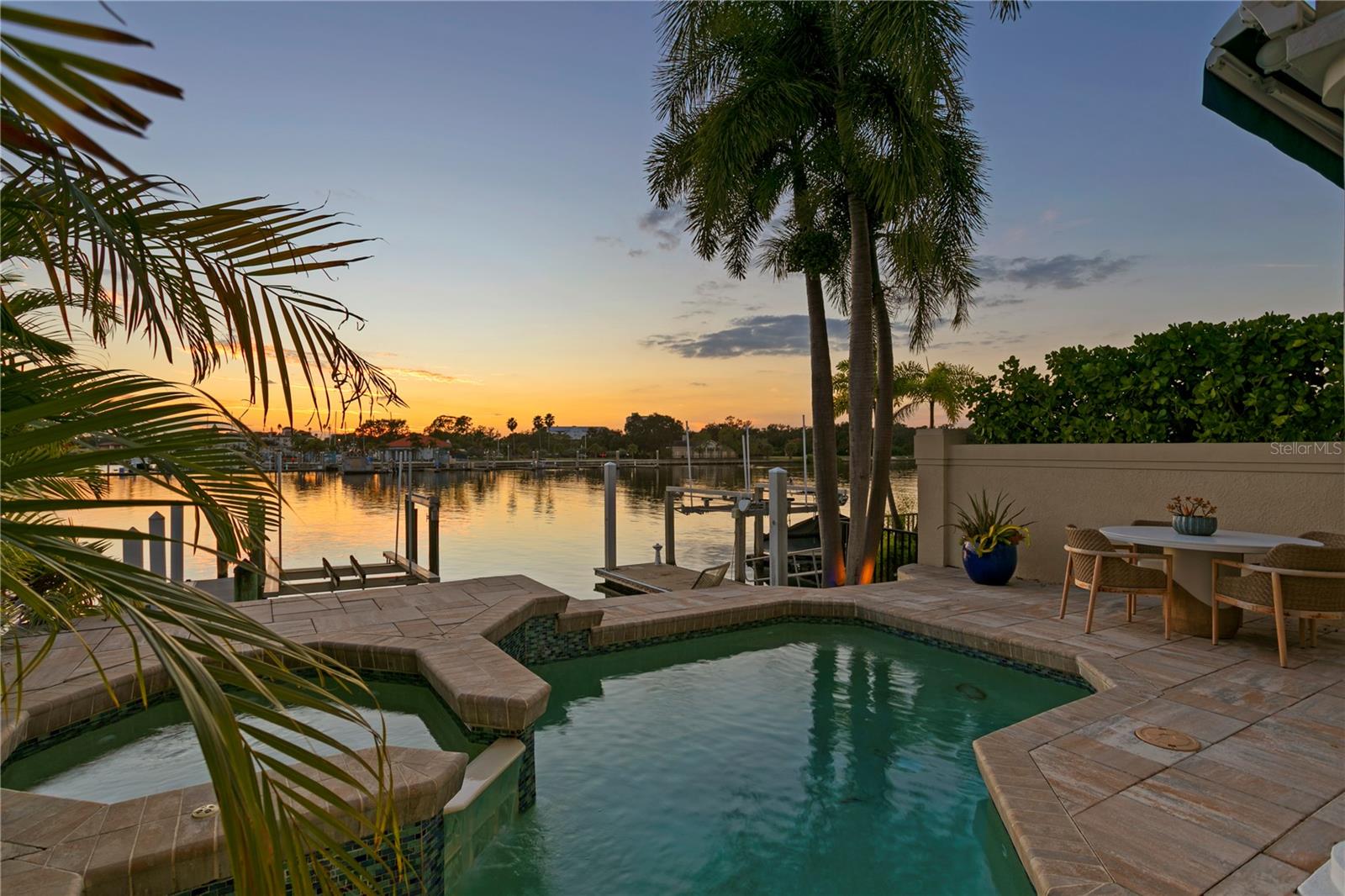 TB8445715 Property Photo