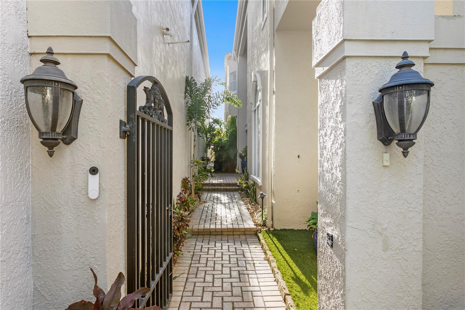 TB8445715 Property Photo