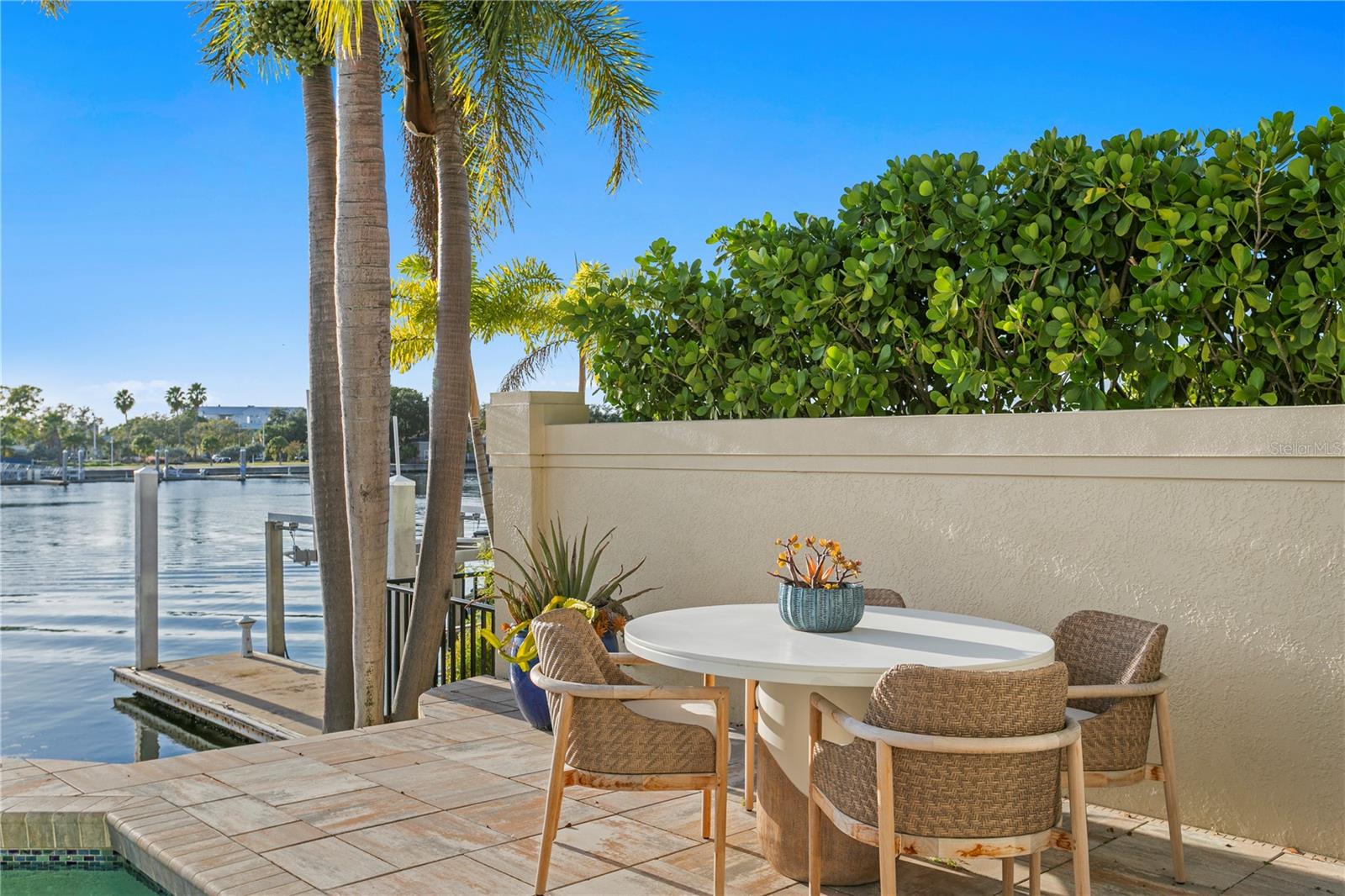 TB8445715 Property Photo