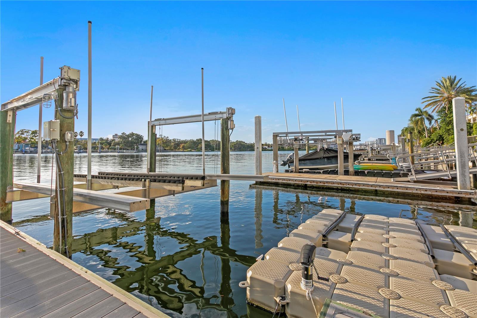 TB8445715 Property Photo