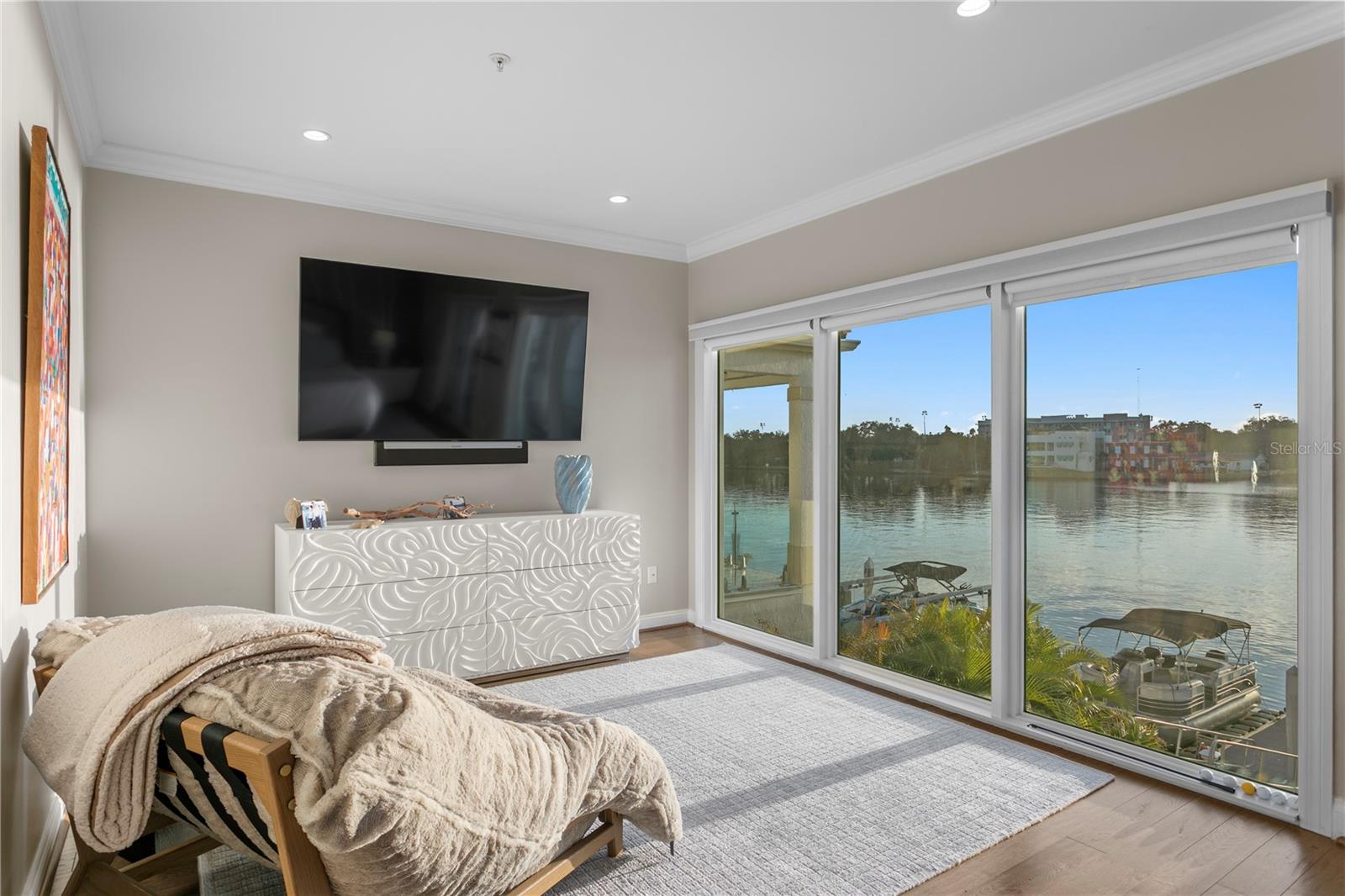 TB8445715 Property Photo