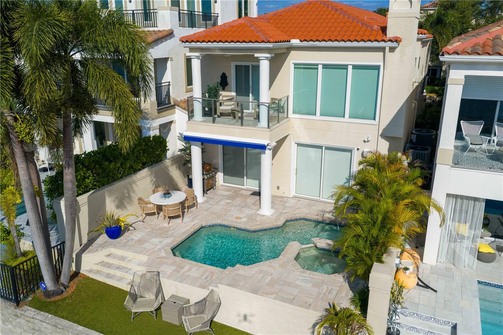 TB8445715 Property Photo