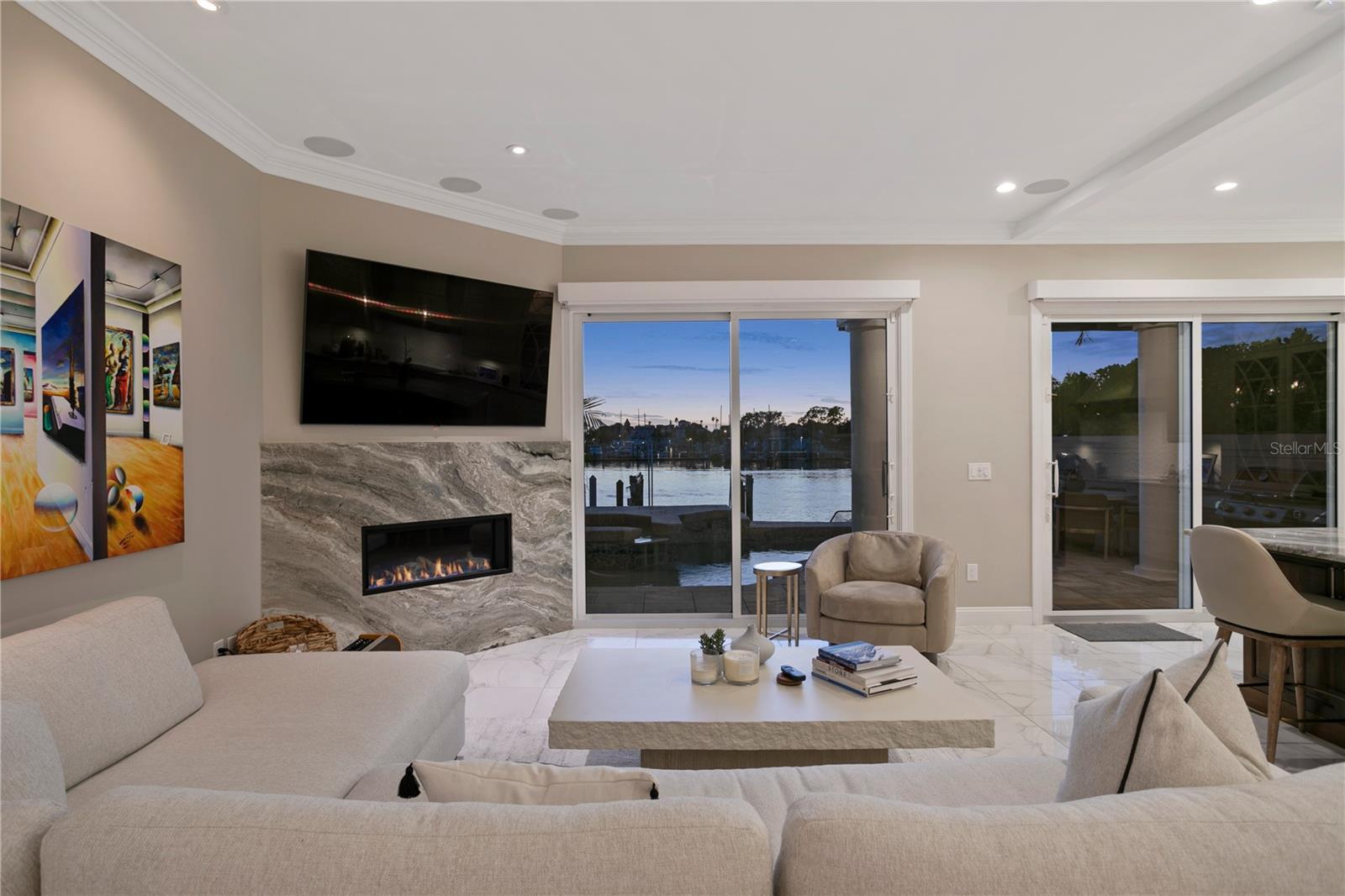 TB8445715 Property Photo