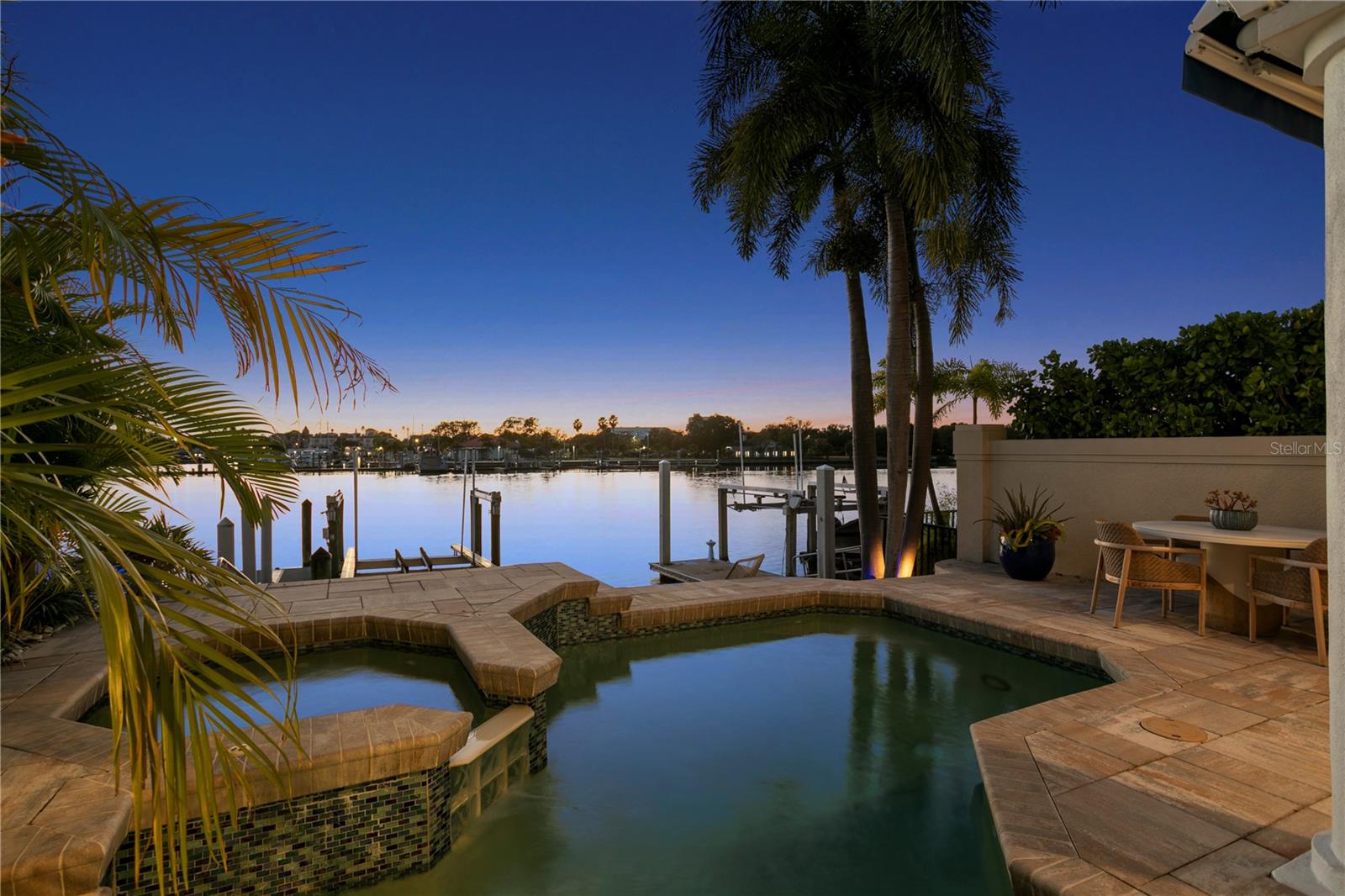 TB8445715 Property Photo