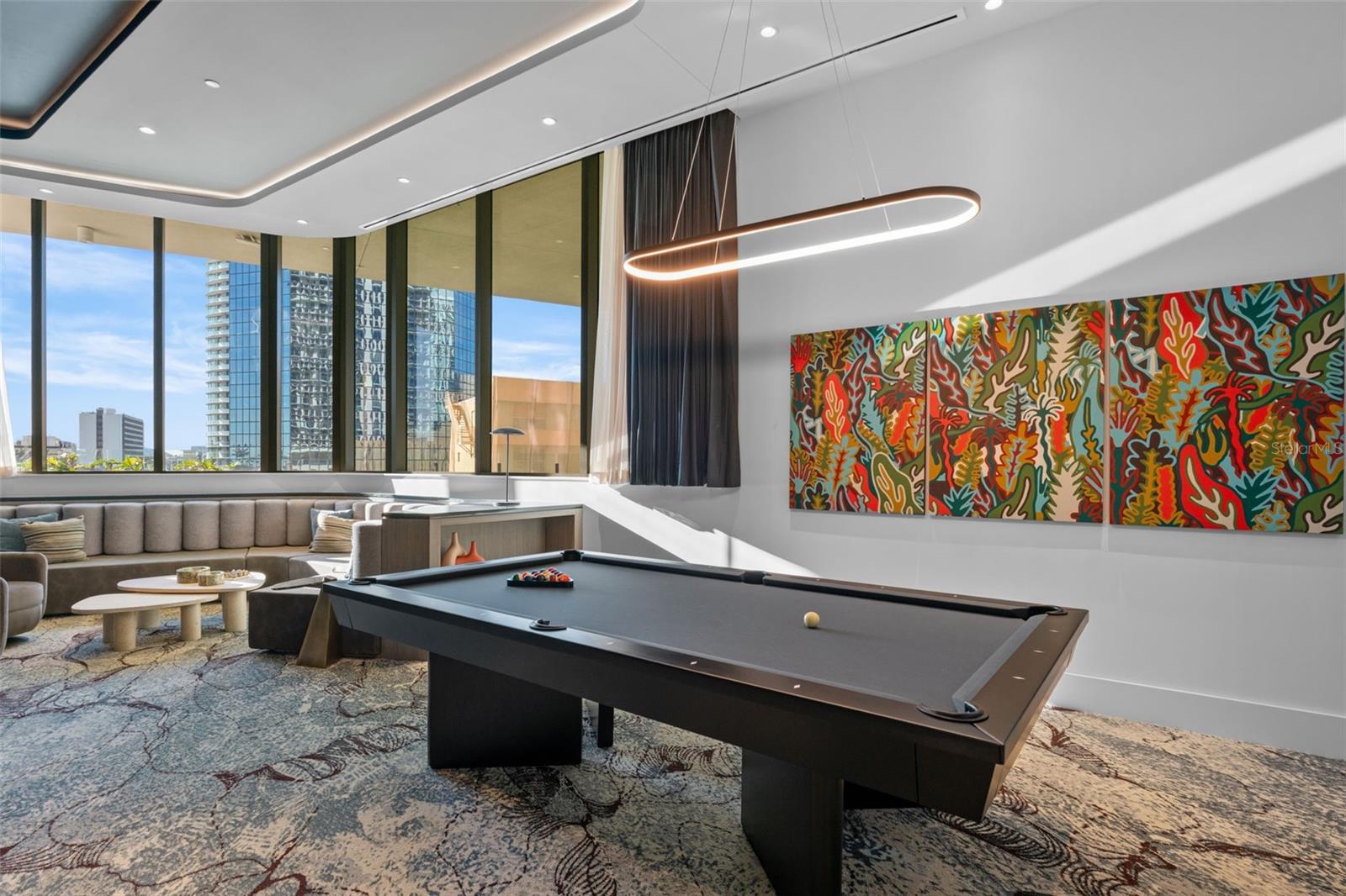 TB8445723 Property Photo