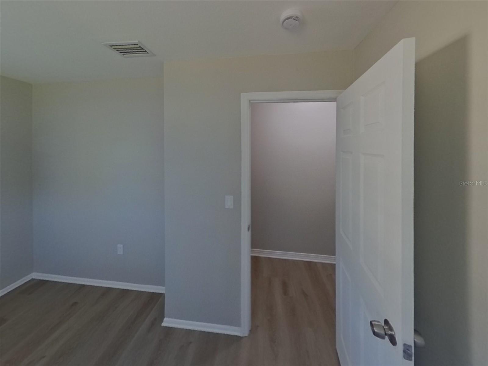 LAKE SARASOTA, SARASOTA, FL, 34241