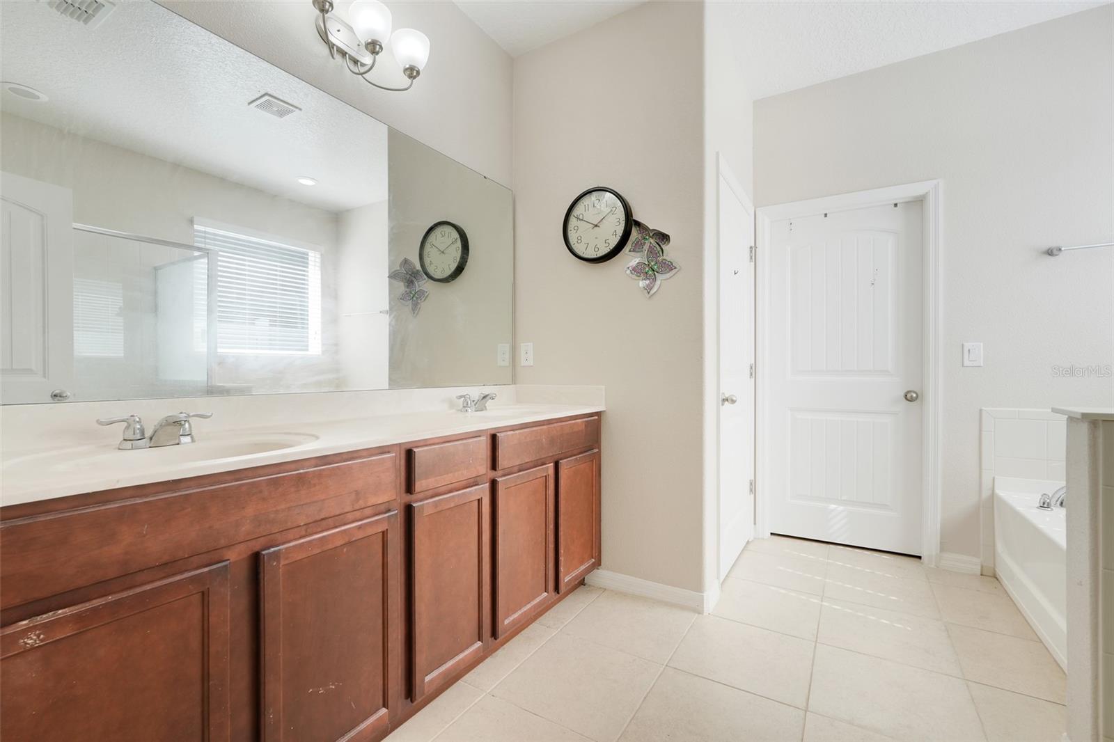 13506 SILVER STRAND FALLS DR, ORLANDO, FL, 32824