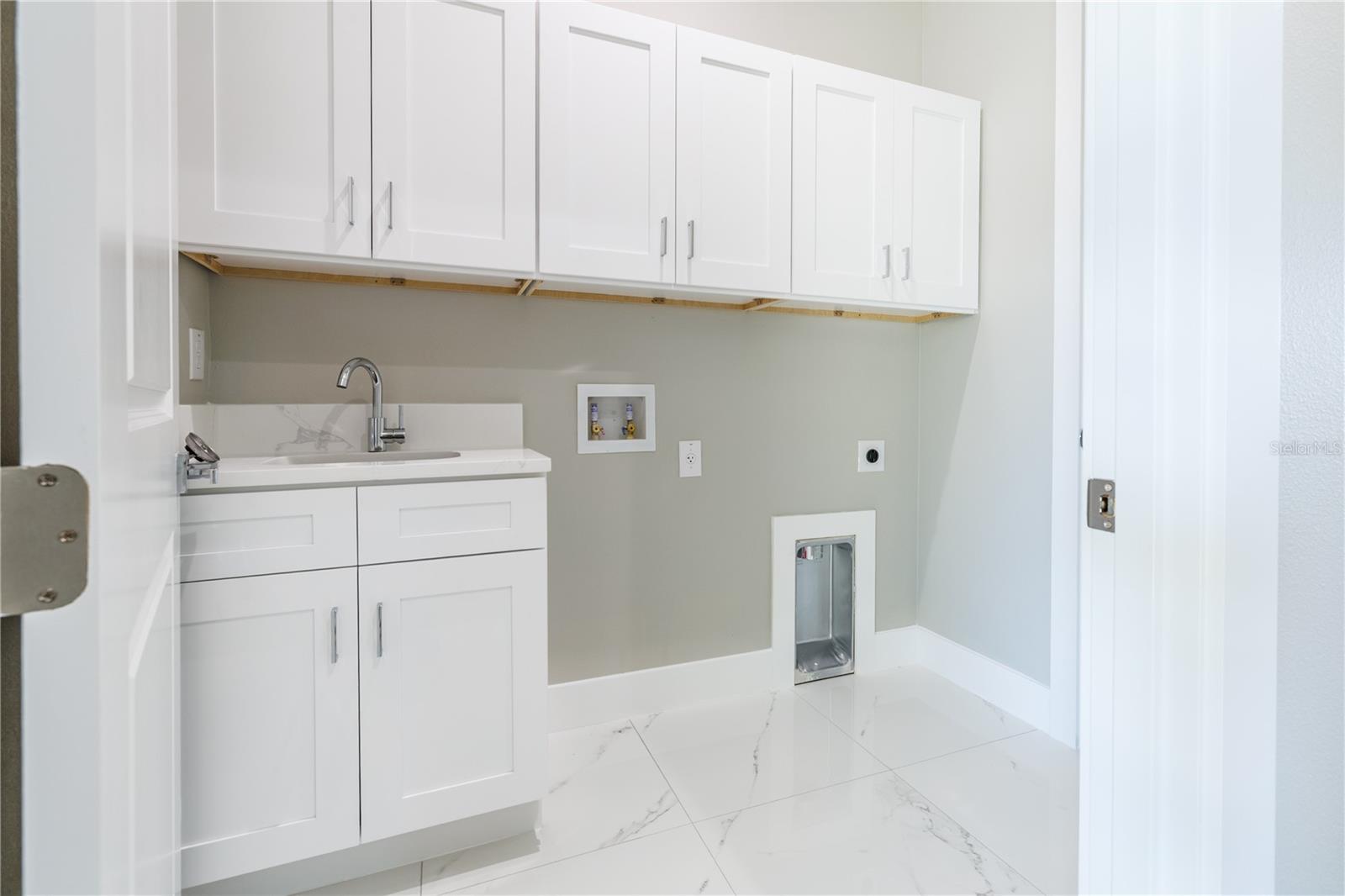 4006 W LA SALLE ST, TAMPA, FL, 33607