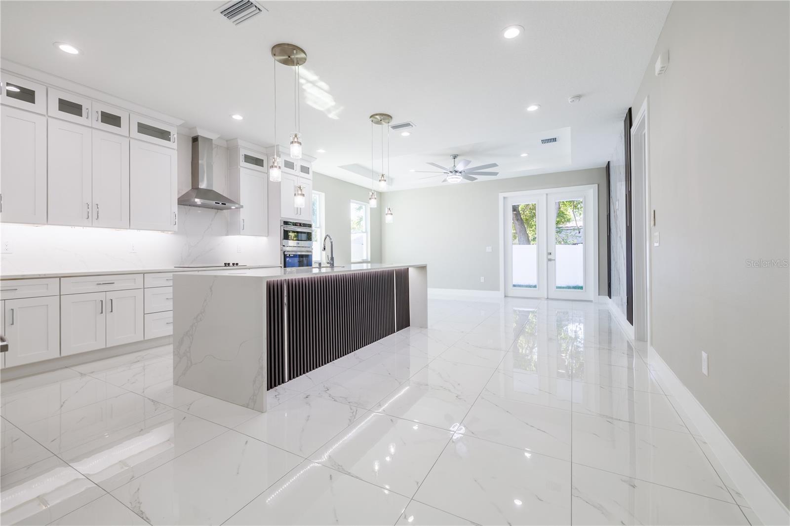 4006 W LA SALLE ST, TAMPA, FL, 33607