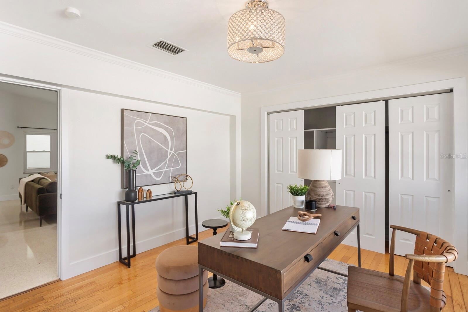 2723 N RIDGEWOOD AVE, TAMPA, FL, 33602