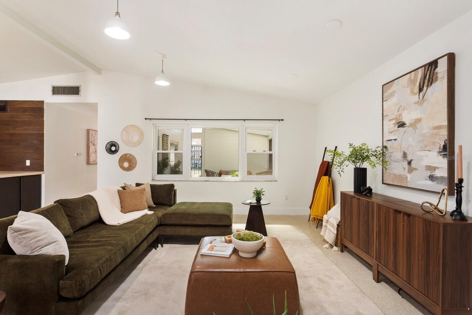 2723 N RIDGEWOOD AVE, TAMPA, FL, 33602