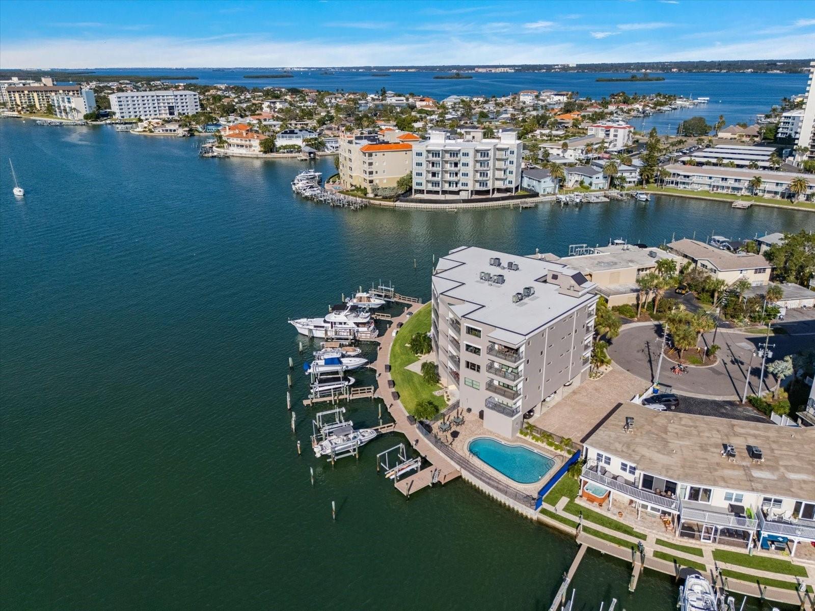 200 DOLPHIN PT #301, CLEARWATER BEACH, FL, 33767