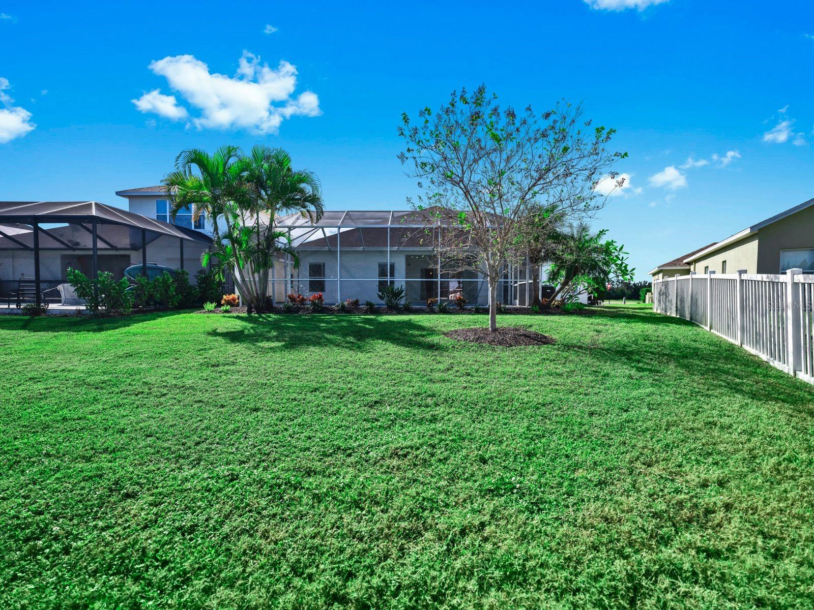 302 YORK DALE DR, RUSKIN, FL, 33570