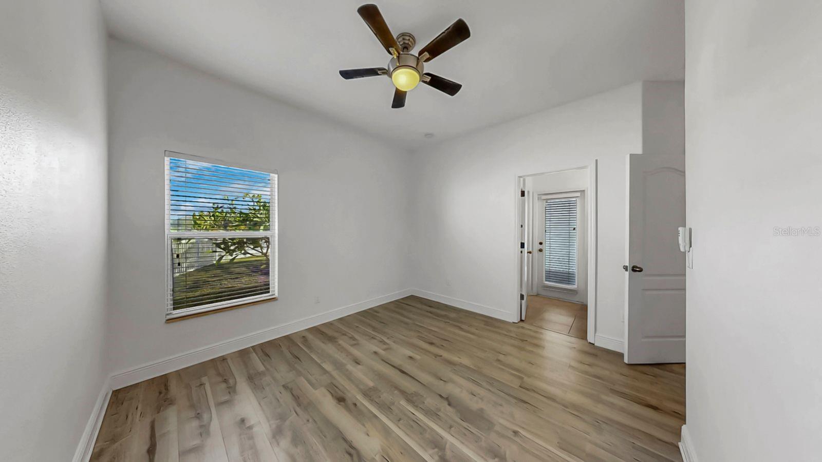 302 YORK DALE DR, RUSKIN, FL, 33570