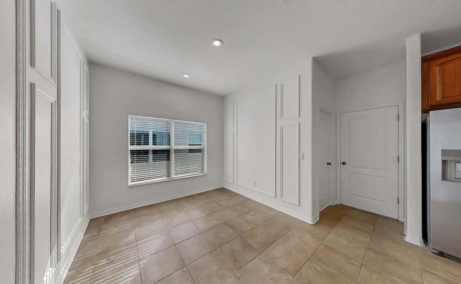 302 YORK DALE DR, RUSKIN, FL, 33570