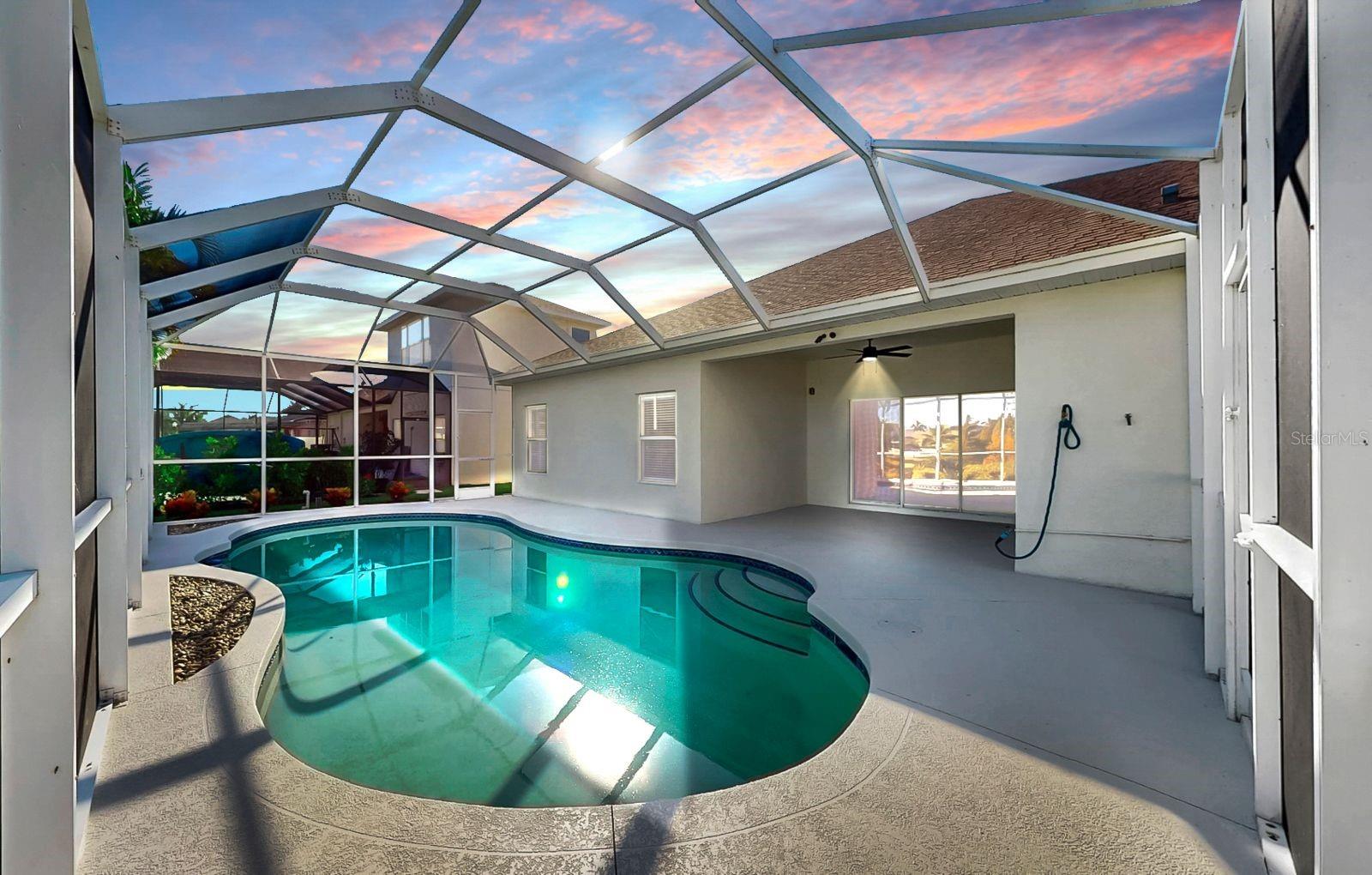 302 YORK DALE DR, RUSKIN, FL, 33570