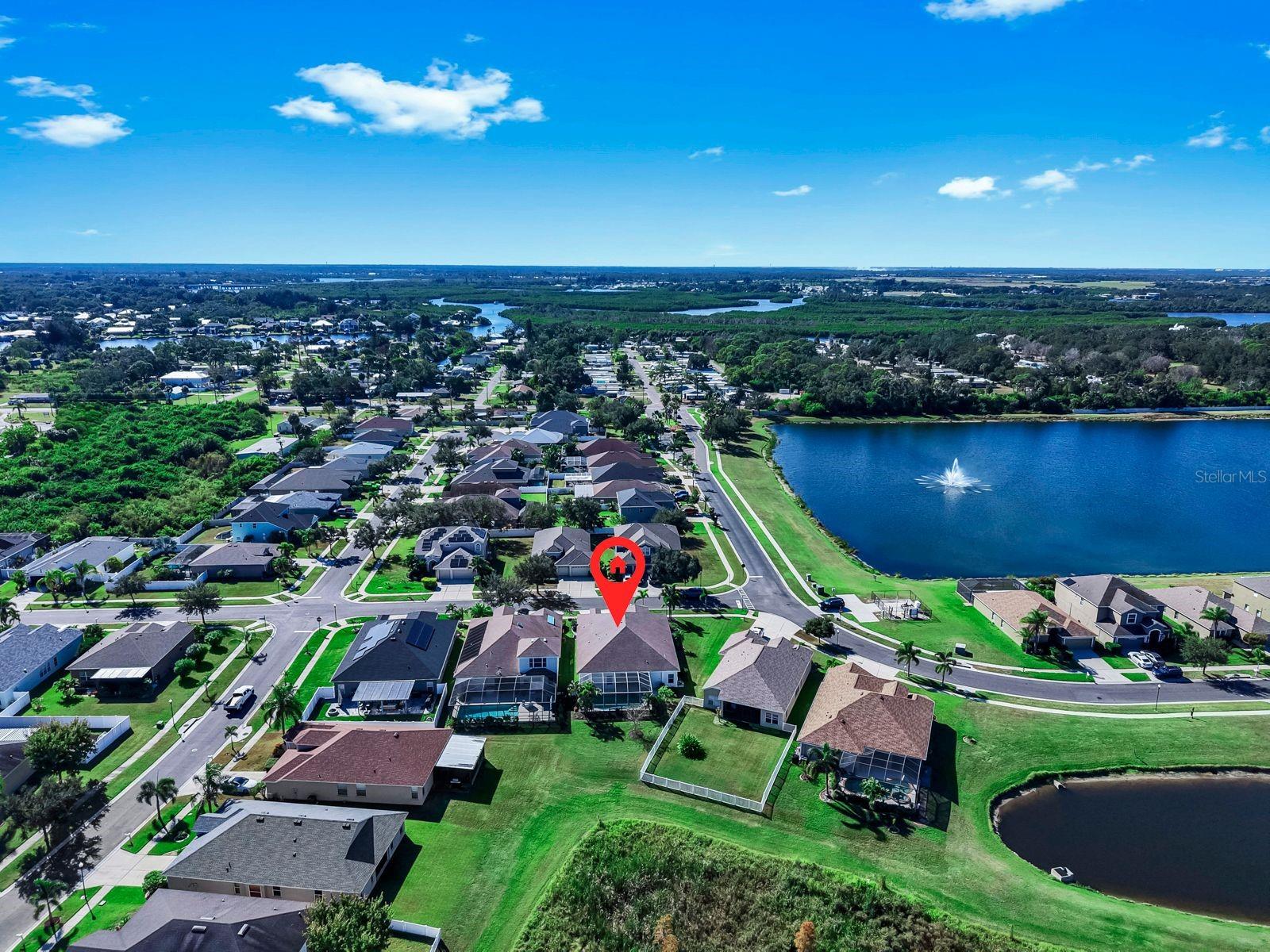 302 YORK DALE DR, RUSKIN, FL, 33570