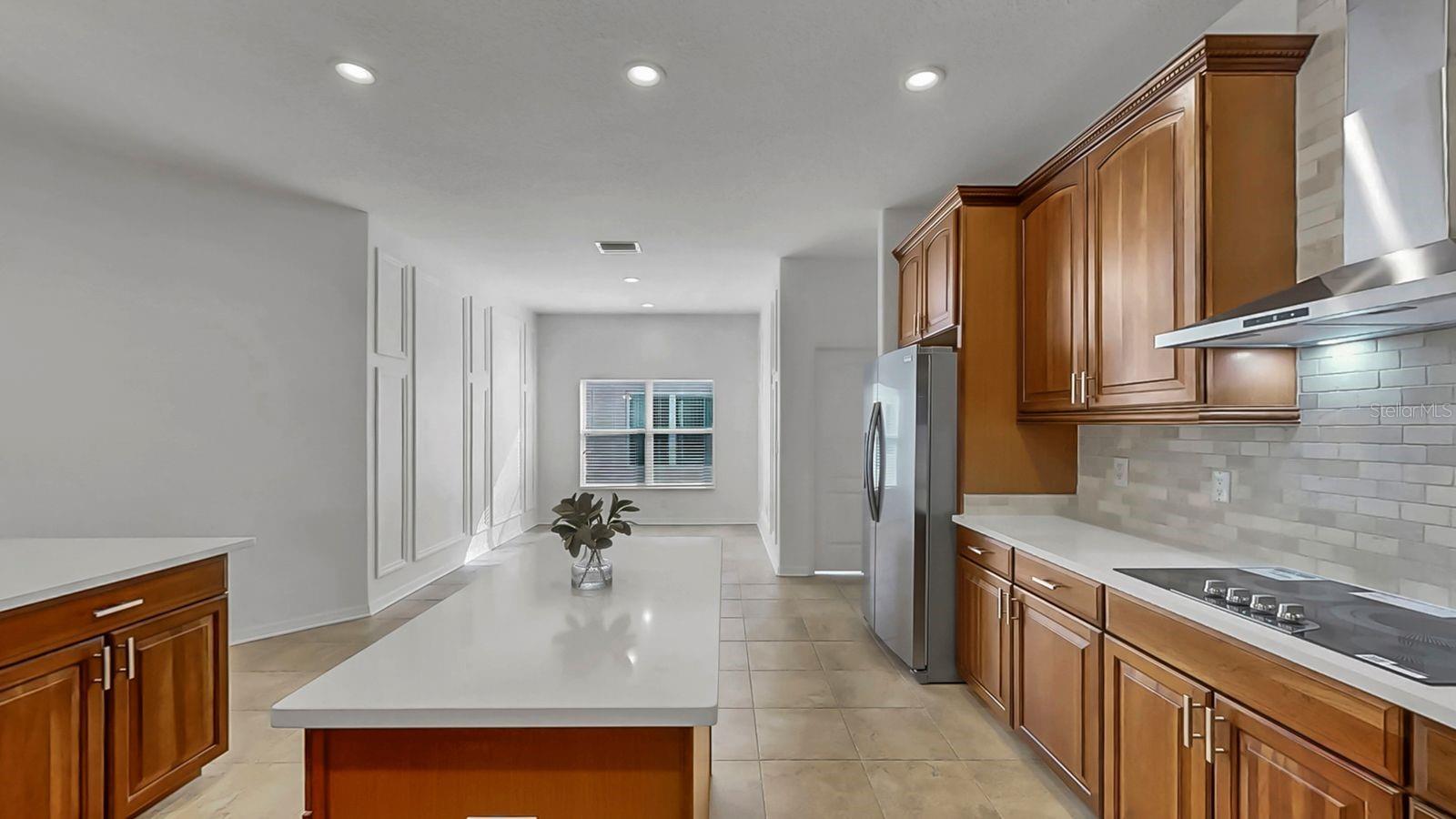 302 YORK DALE DR, RUSKIN, FL, 33570