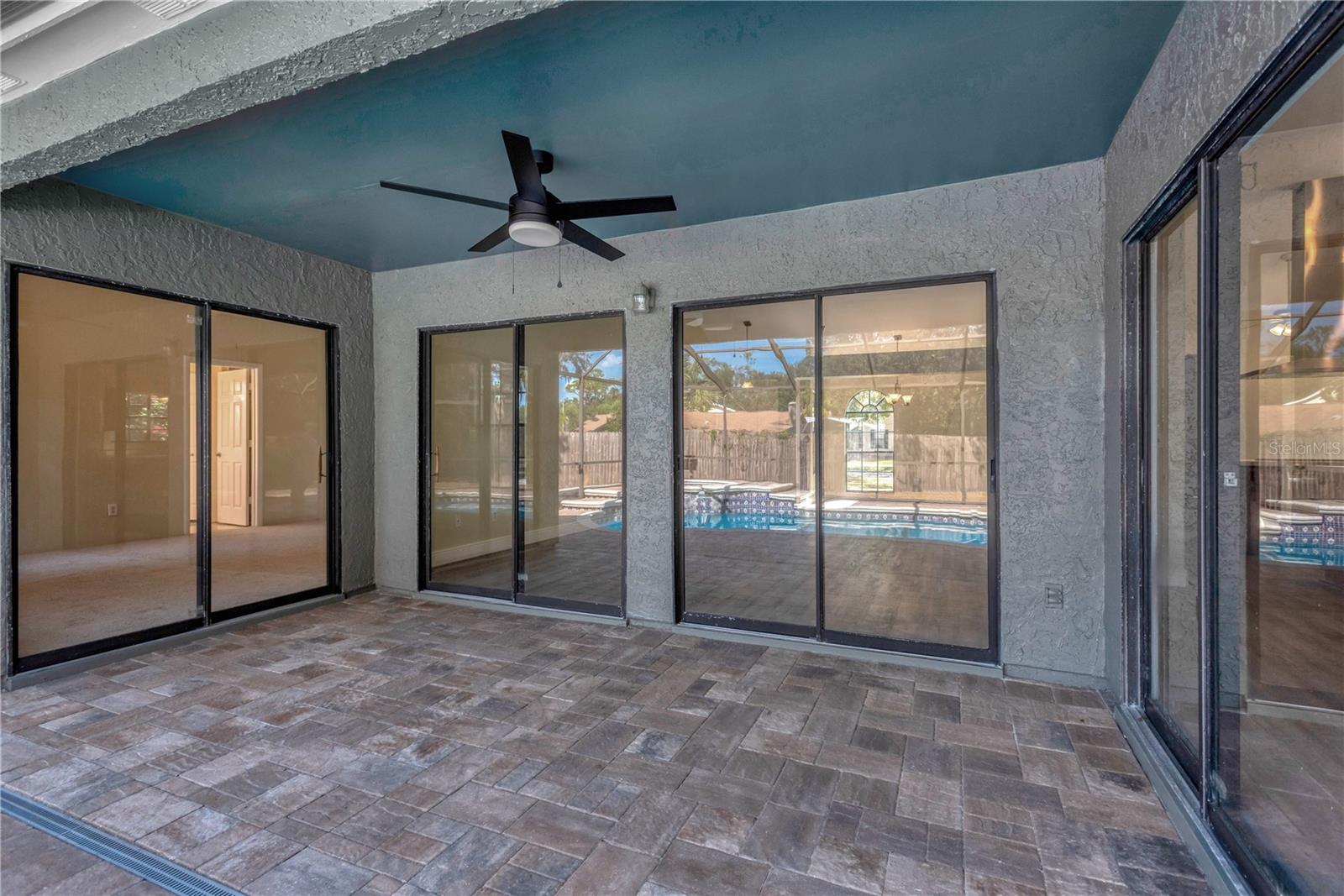 526 EMBERWOOD DR, BRANDON, FL, 33511