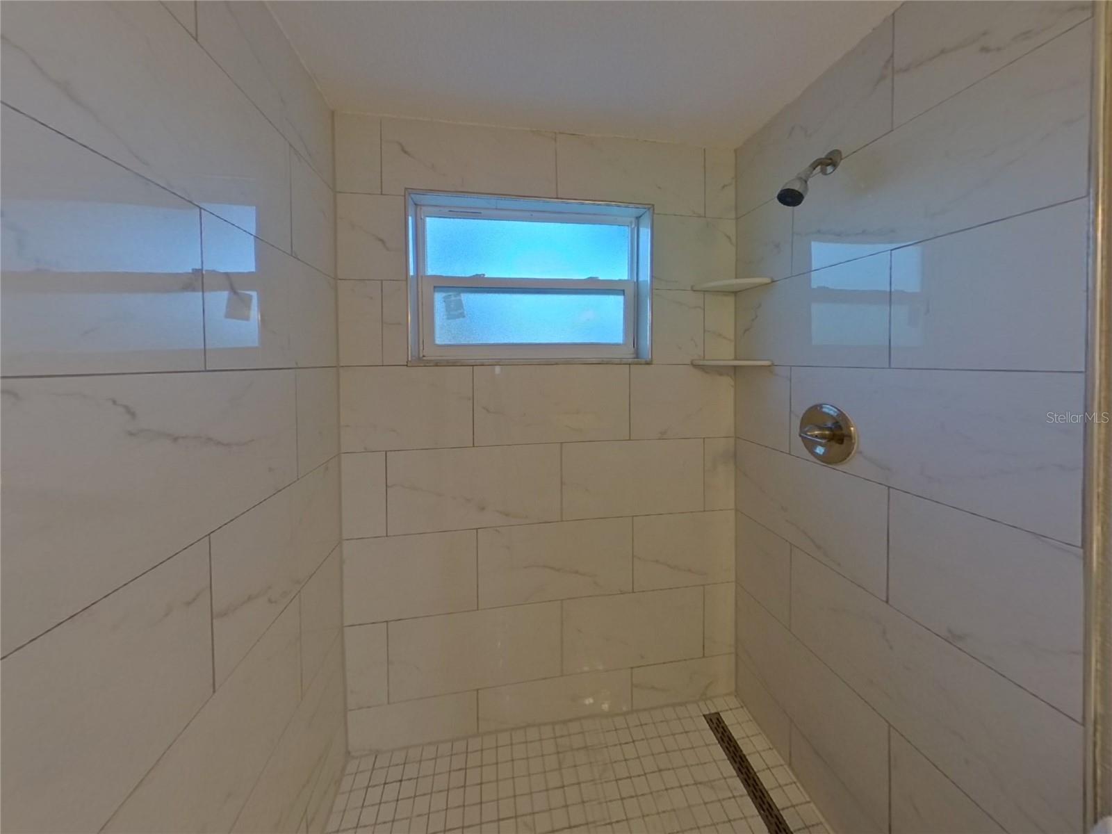 AVON DALE, PINELLAS PARK, FL, 33781