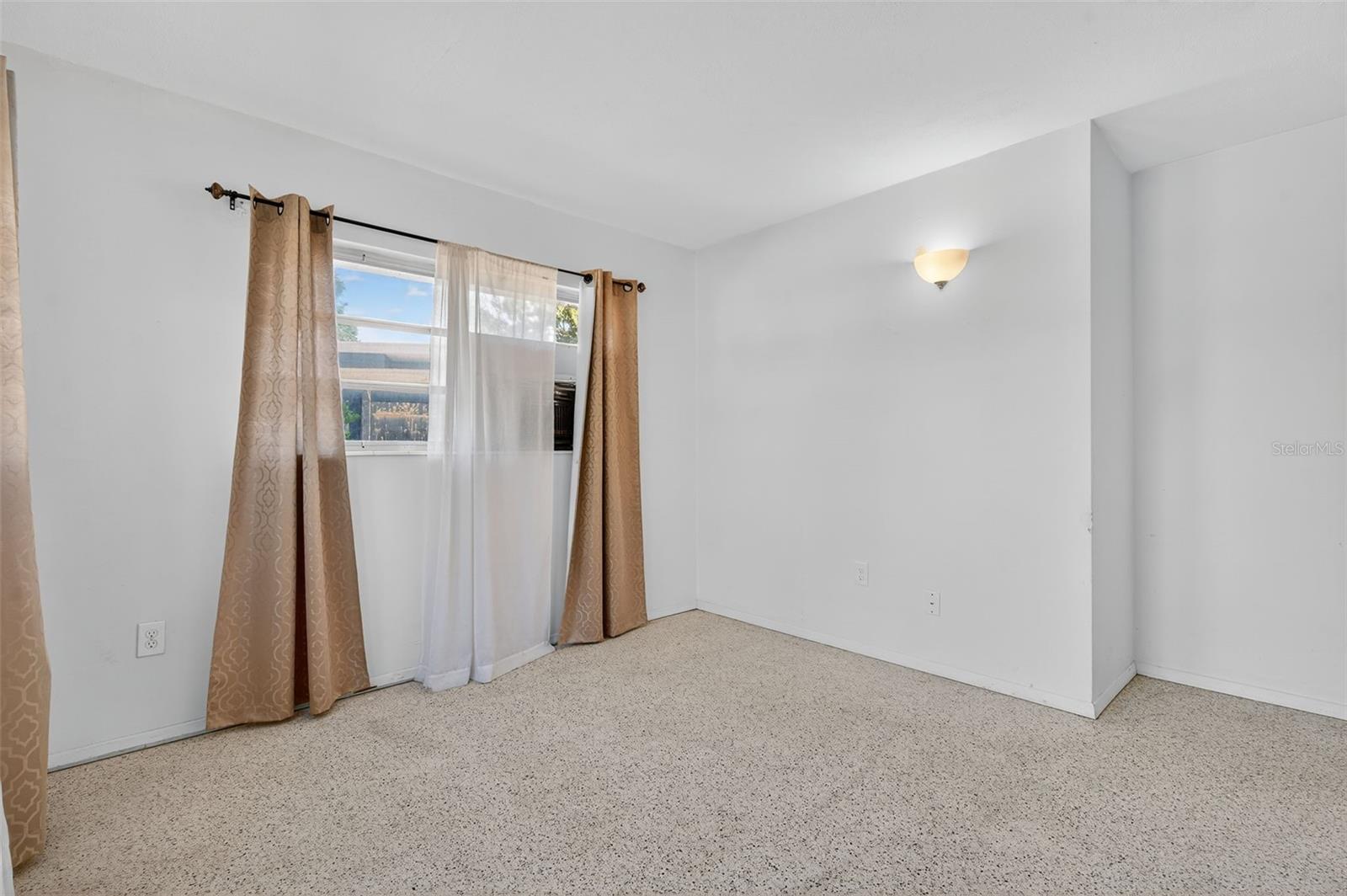 5614 36TH AVE N, ST PETERSBURG, FL, 33710