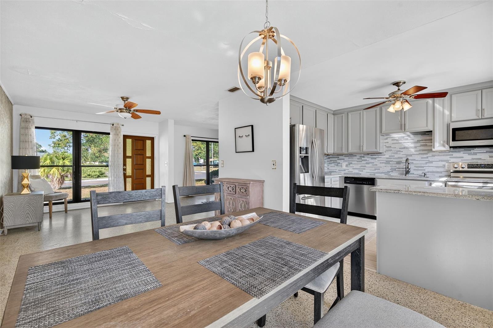 5614 36TH AVE N, ST PETERSBURG, FL, 33710