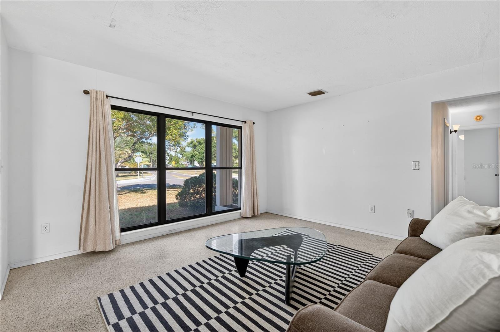 5614 36TH AVE N, ST PETERSBURG, FL, 33710