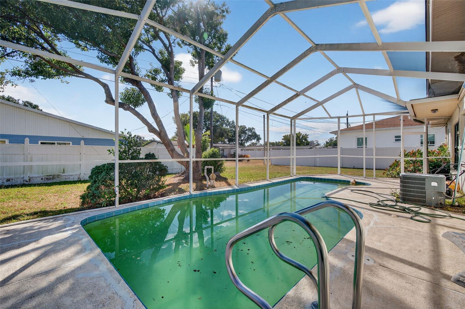 5614 36TH AVE N, ST PETERSBURG, FL, 33710