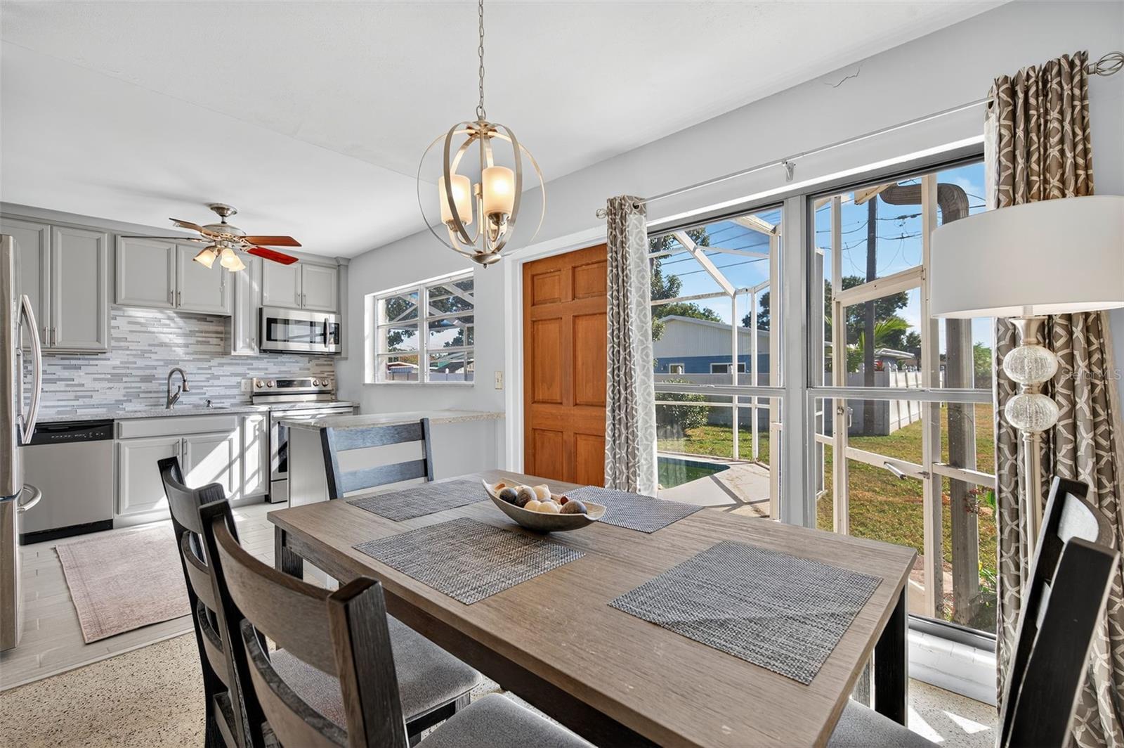 5614 36TH AVE N, ST PETERSBURG, FL, 33710