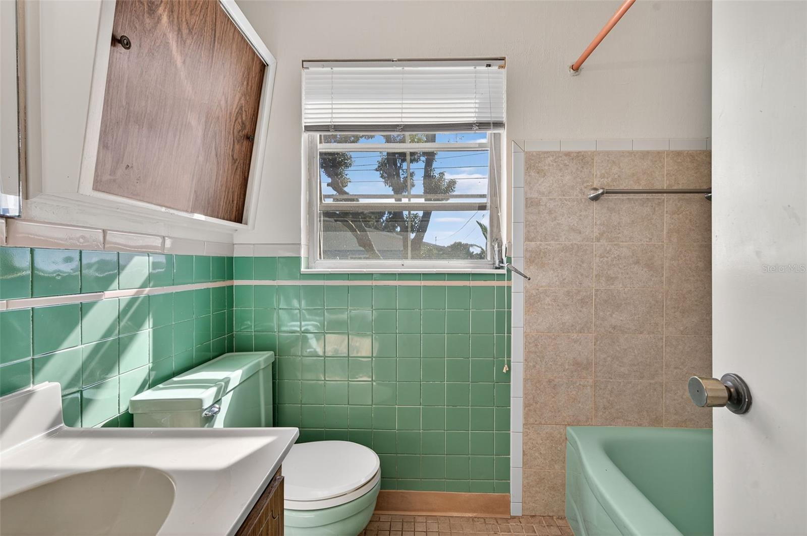 5614 36TH AVE N, ST PETERSBURG, FL, 33710