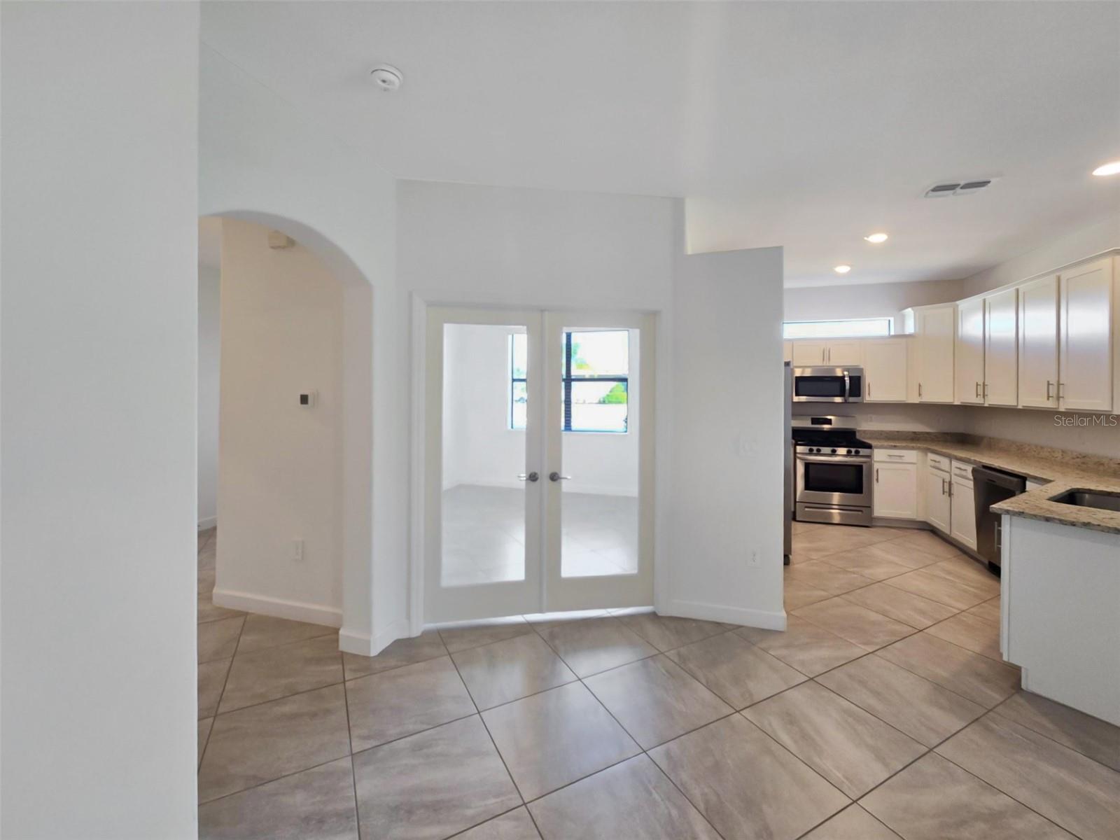 15942 CLEAR SKIES PL, LAKEWOOD RANCH, FL, 34211