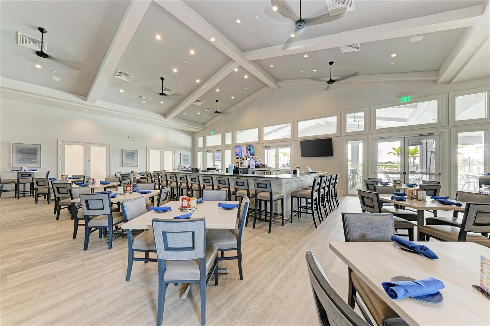 15942 CLEAR SKIES PL, LAKEWOOD RANCH, FL, 34211