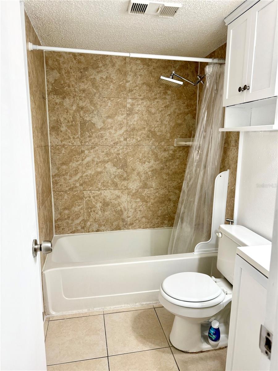 8723 FANCY FINCH DR #104, TAMPA, FL, 33614