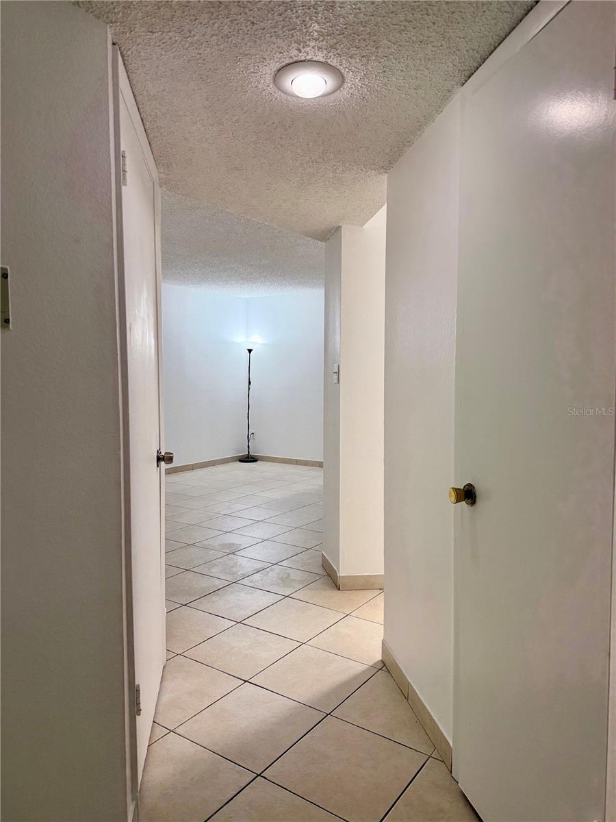 8723 FANCY FINCH DR #104, TAMPA, FL, 33614