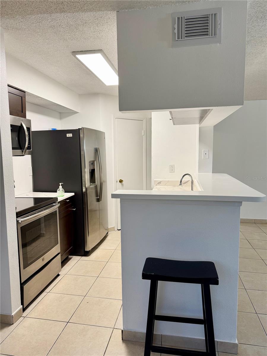 8723 FANCY FINCH DR #104, TAMPA, FL, 33614