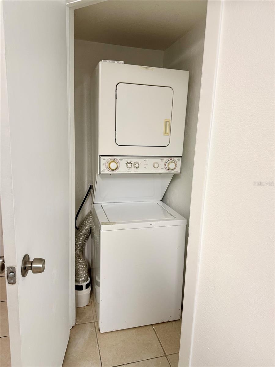 8723 FANCY FINCH DR #104, TAMPA, FL, 33614