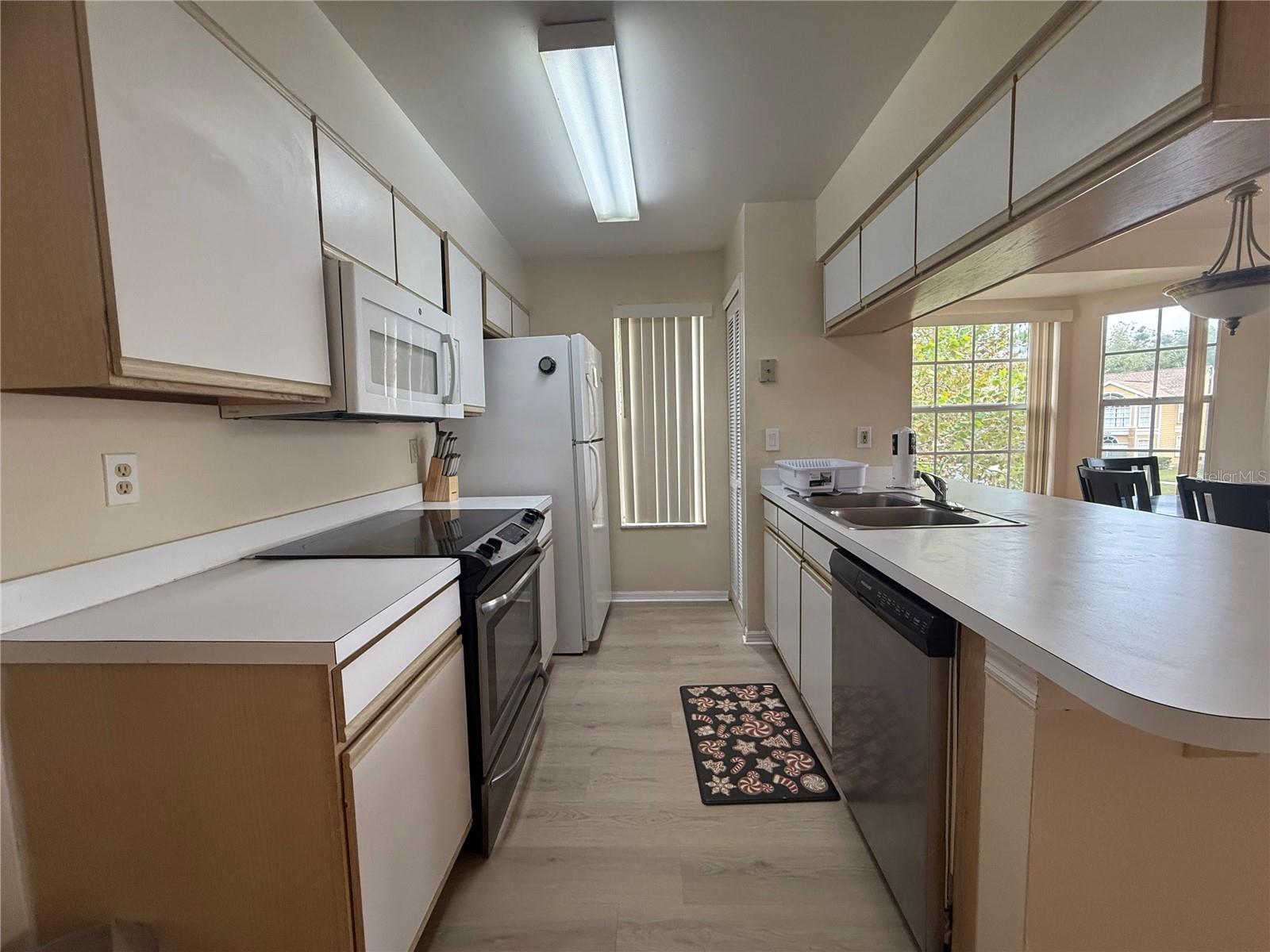 2459 SWEETWATER CLUB CIR #16, KISSIMMEE, FL, 34746